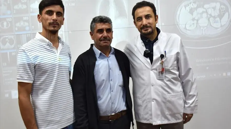 Van’da kanser hastasına yapay zeka destekli ameliyat