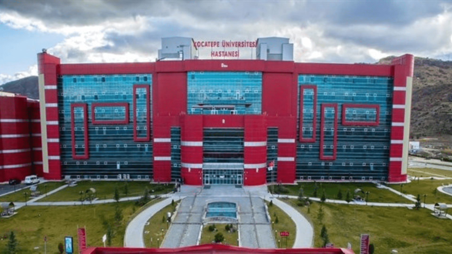 Afyonkarahisar Sağlık Bilimleri Üniversitesi’ndeki Hemşirelik Kadrosu İlanı Tepki Çekti