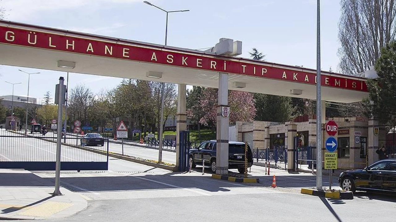 Bakan Yaşar Güler: “Askerî hastanelerin yeniden açılması için yoğun çalışma yürütüyoruz”