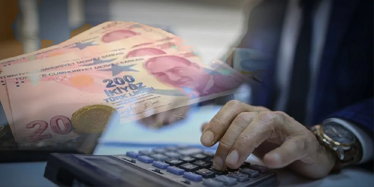 65 Yaşını Dolduran Memur 15 Ocak Maaşını Alabilir: Görev Aylığı Geri Tahsil Edilmez